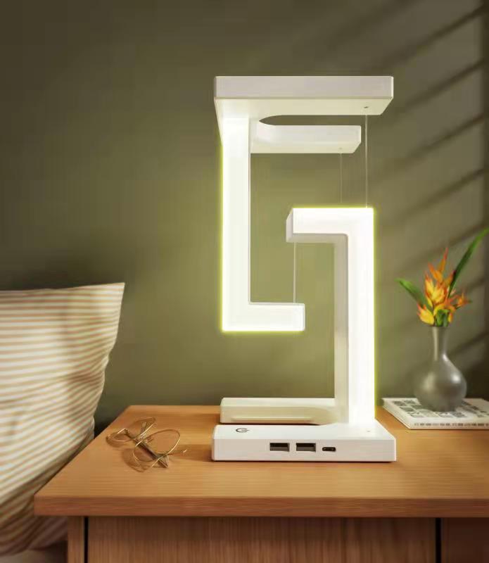 Creative Smartphone Wireless Table Lamp